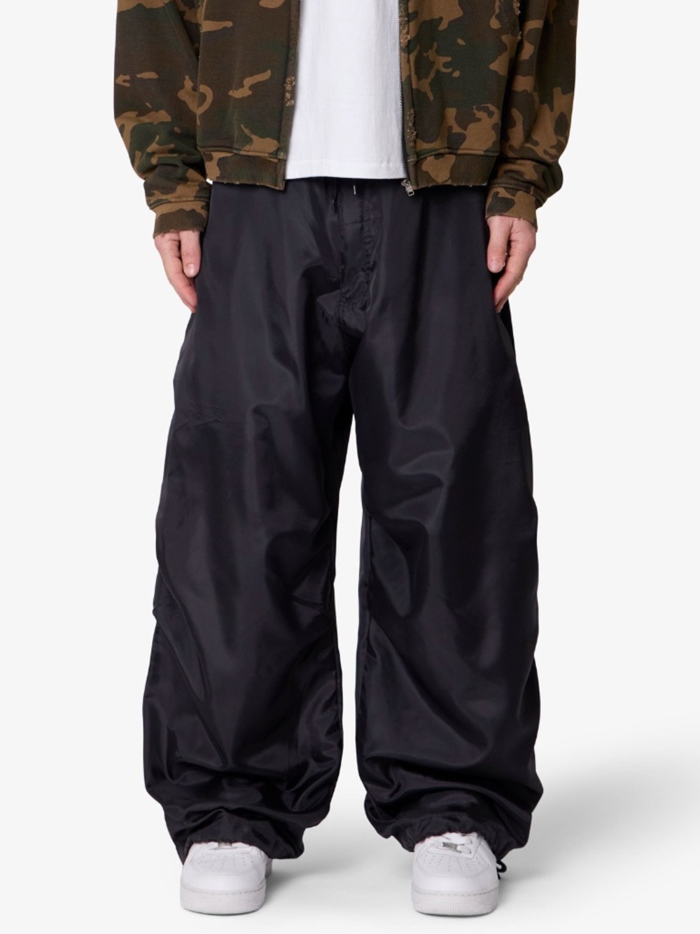 mnml Cinched Baggy Nylon Pants - Black Size MBlack / M